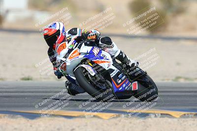 media/Oct-19-2024-CVMA (Sat) [[7df39c5a0d]]/Race 4-Formula Middleweight/